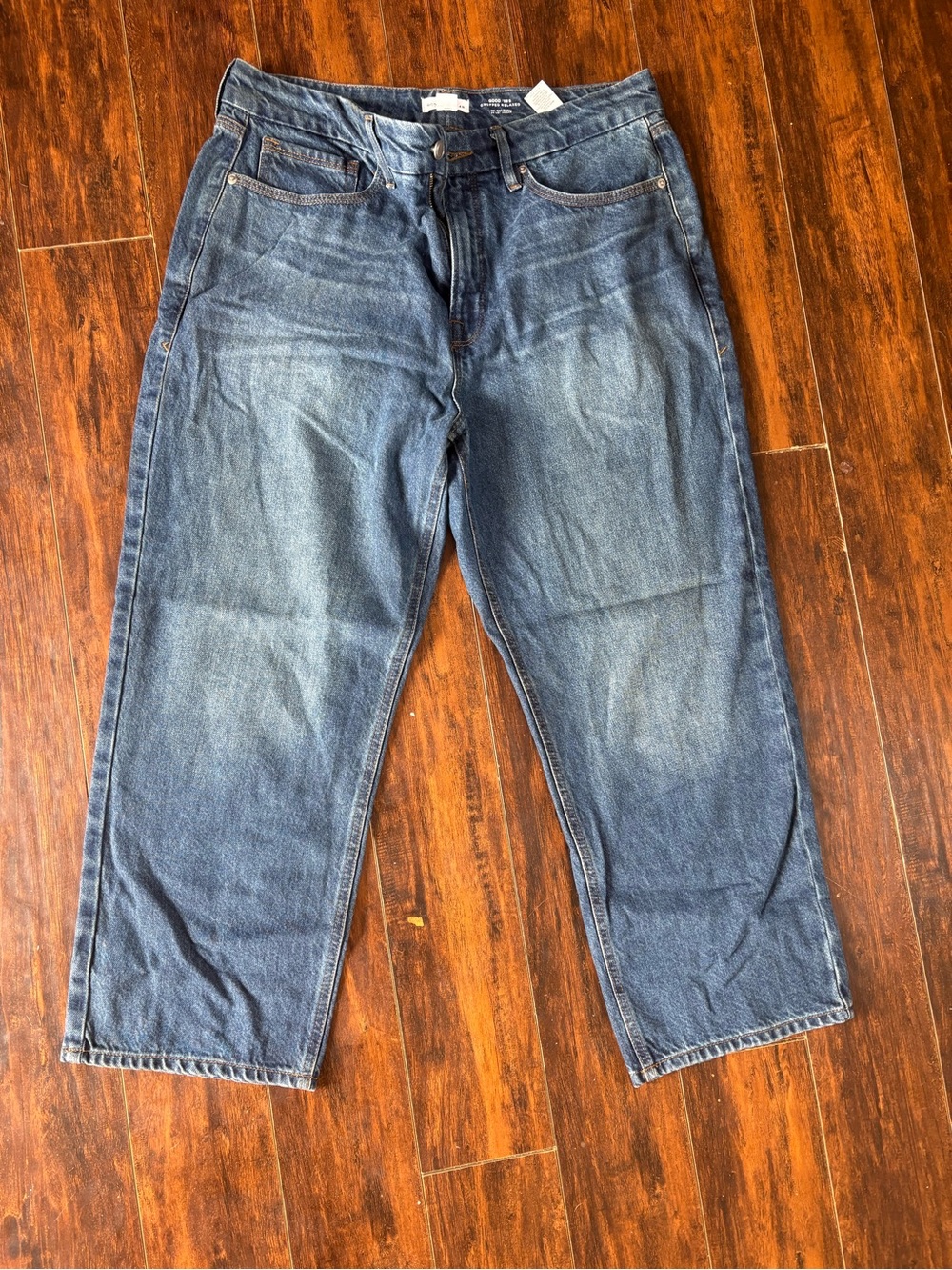 Good American 90s cropped relaxed jeans